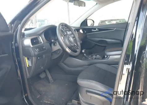 2017 Kia Sorento 2.4L L z USA, uszkodzony, nr VIN 5XYPG4A32HG190562